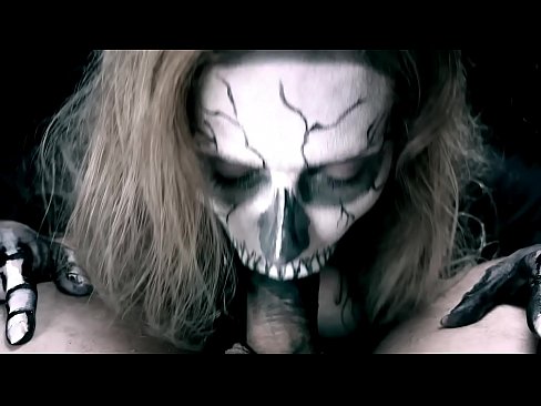 ❤️ ສາວ Demon ດູດ cock ກັບປາກສີດໍາຂອງນາງແລະກືນ cum. ️❌ ເພດ ຢູ່ພວກເຮົາ